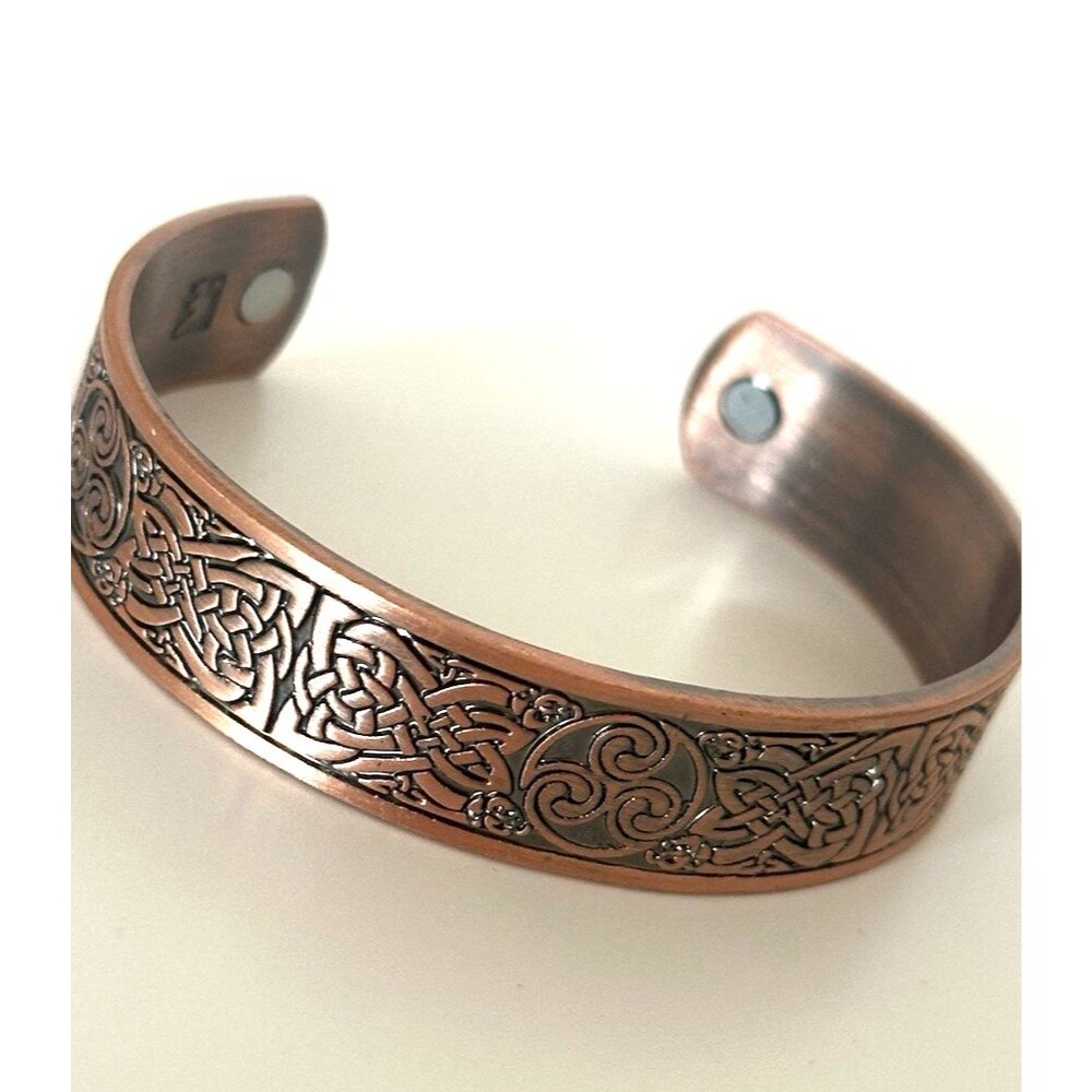 Cuff Bracelet My Shape Irish Celtic Knot Magnets Copper Tone